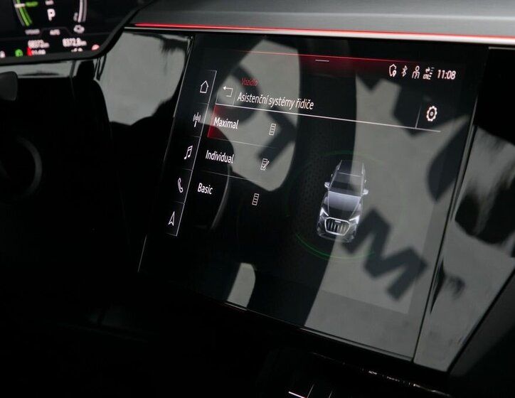 Audi e-tron SUV 0,0 300 kw