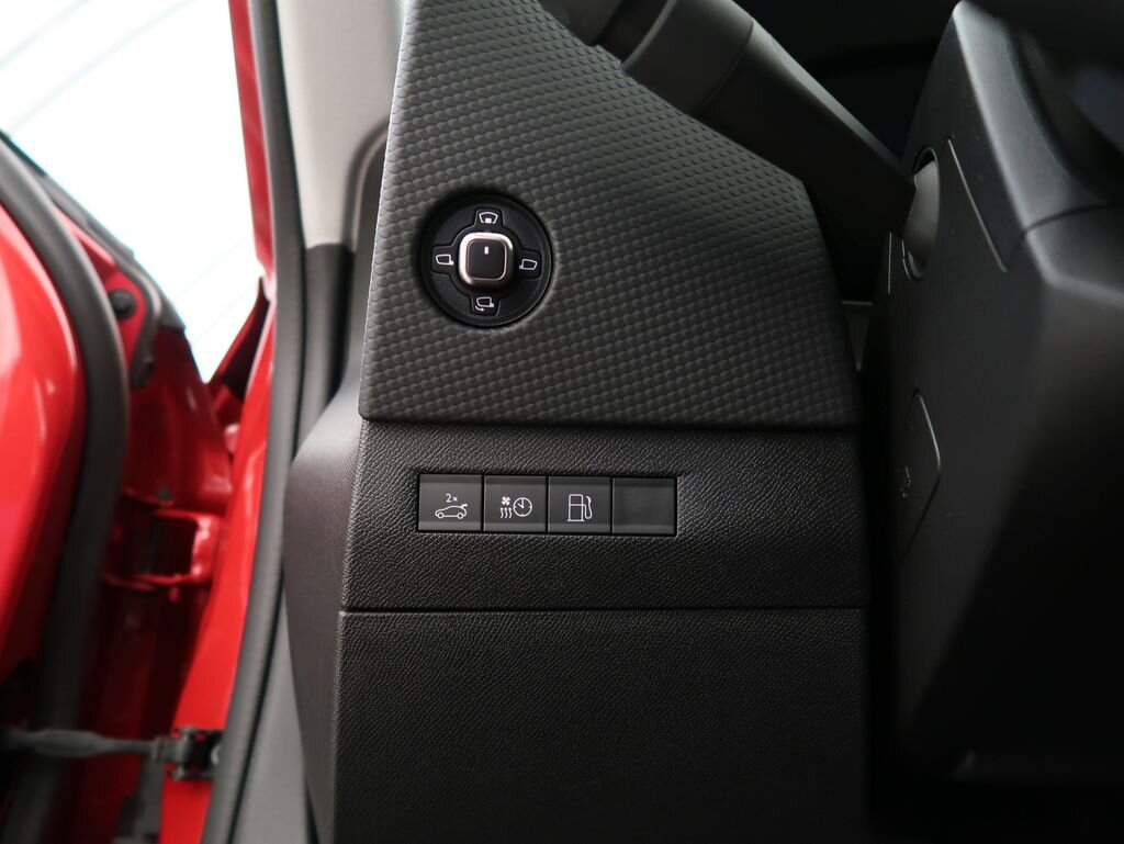 DS Automobiles DS4 Hatchback 1,6 l 132 kw