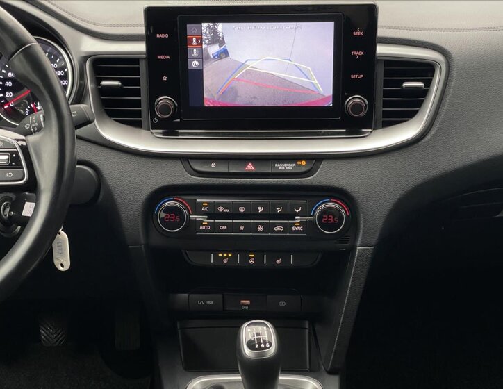 KIA Ceed Hatchback 998,0 74 kw