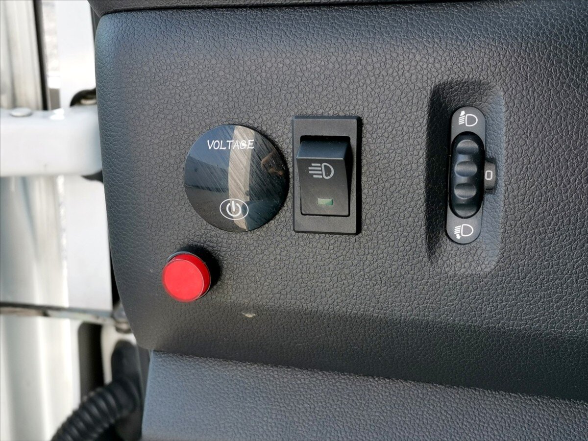 Renault Master Valník 2,3 l 120 kw