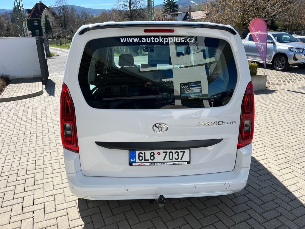 Toyota ProAce City Verso MPV 1,5 l 75 kw