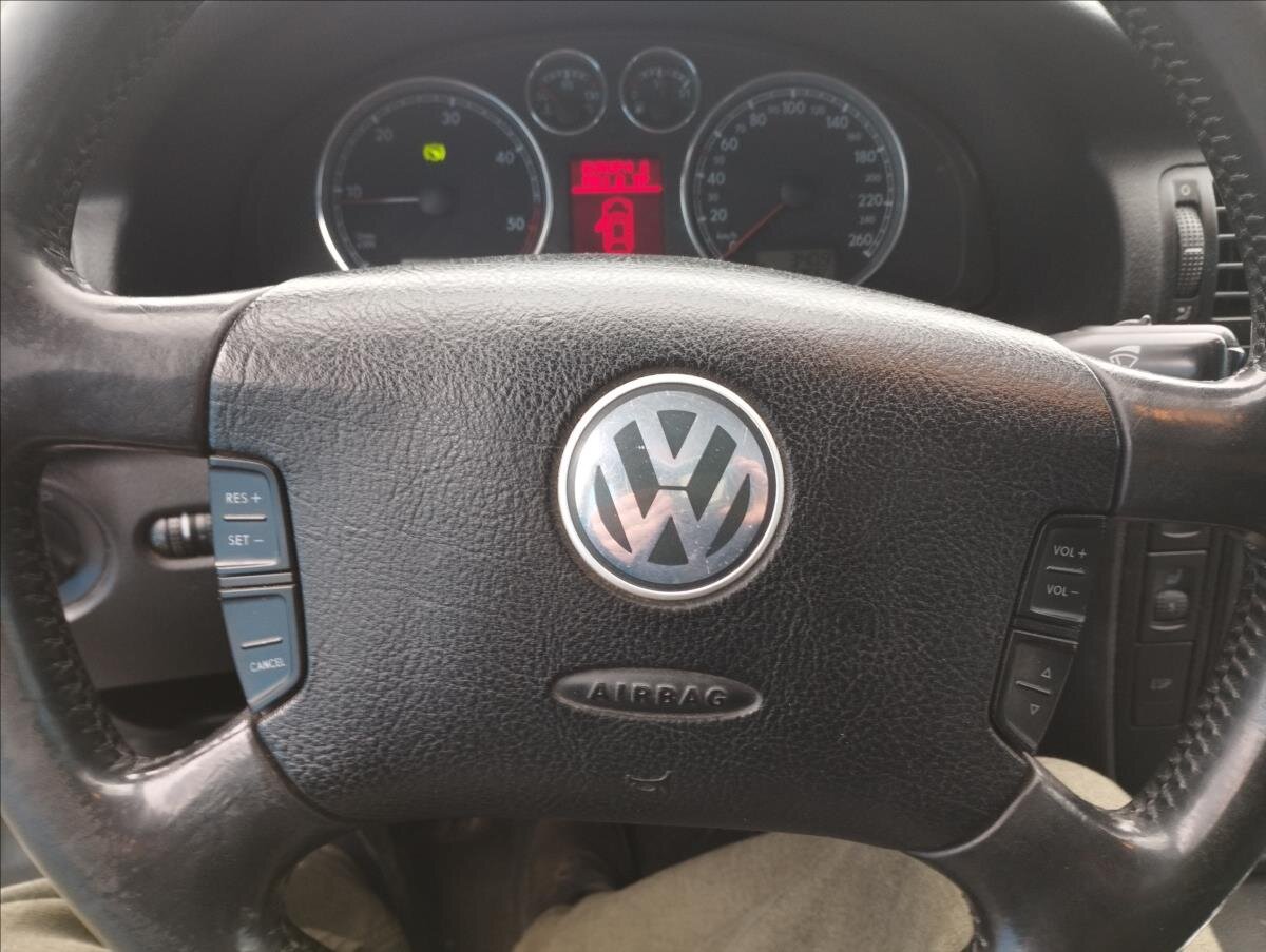 Volkswagen Passat Kombi 1,9 l 96 kw
