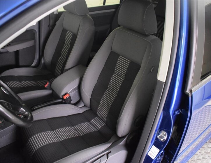 Volkswagen Touran MPV 1,4 l 103 kw