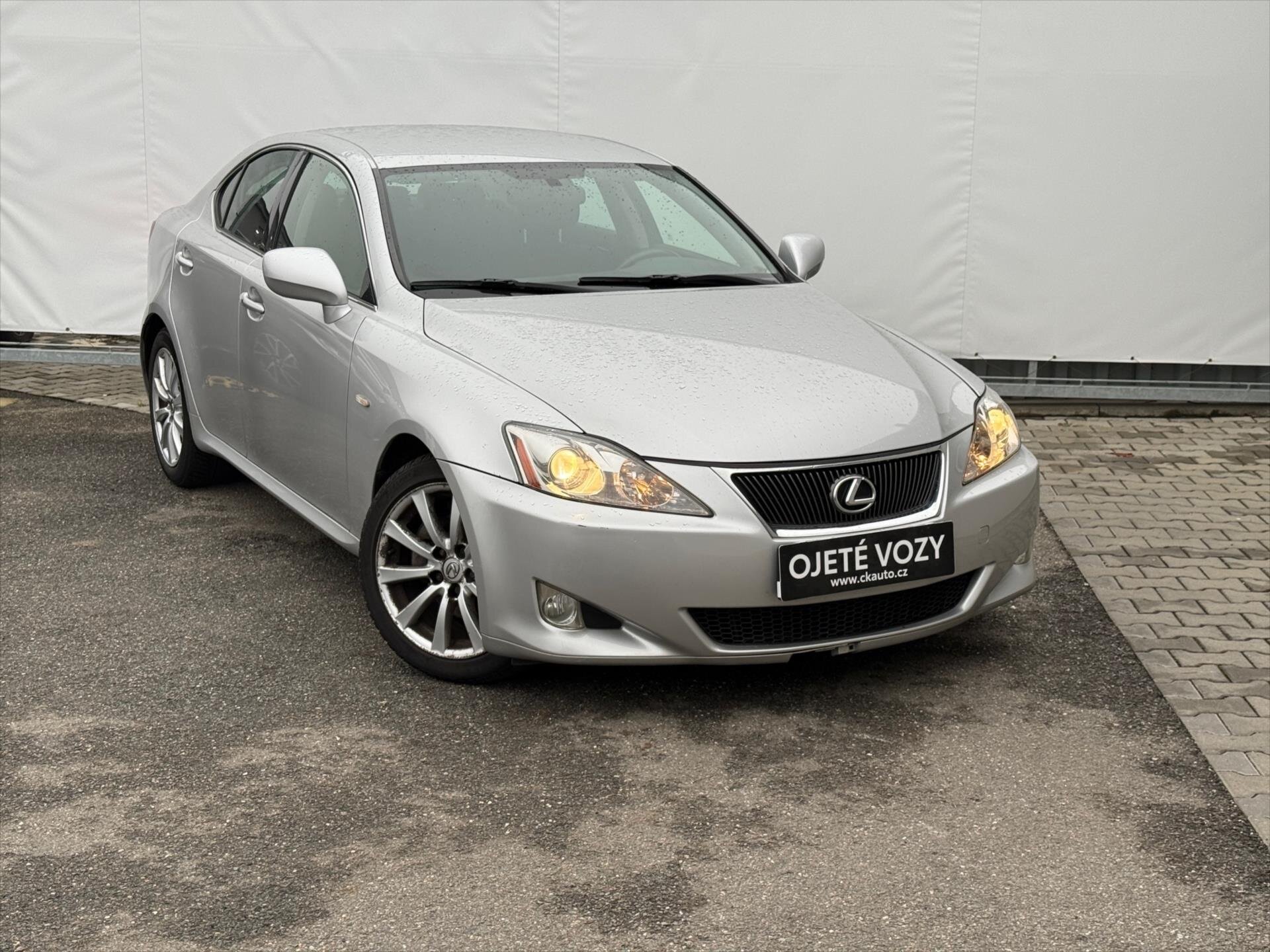 Lexus IS Sedan 2,5 l 153 kw
