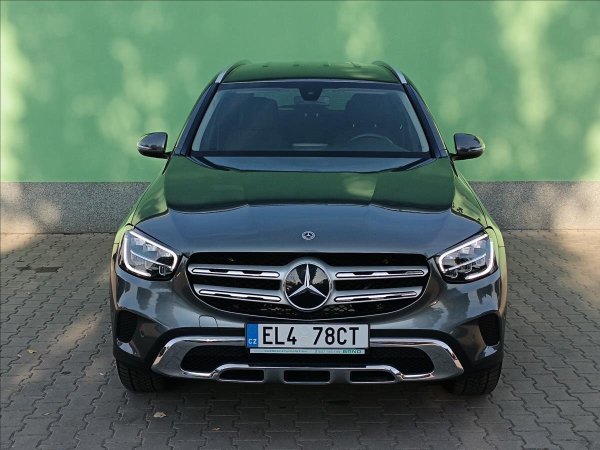 Mercedes-Benz GLC SUV 2,0 l 225 kw