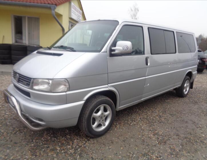 Volkswagen Caravelle 1