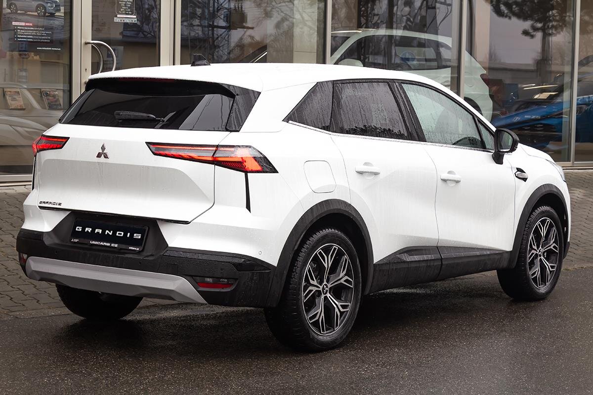 Mitsubishi Grandis SUV 1,3 l 104 kw