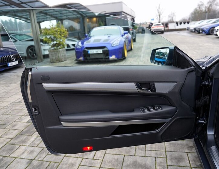 Mercedes-Benz Třídy E 24