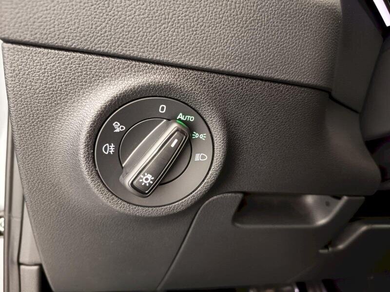 Škoda Karoq SUV / Terénní 1,5 l 110 kw