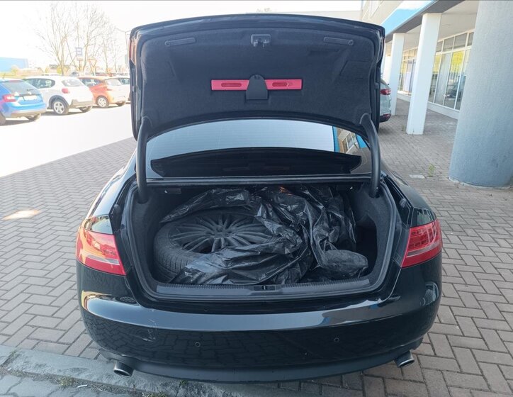 Audi A5 Kupé 2,7 l 140 kw