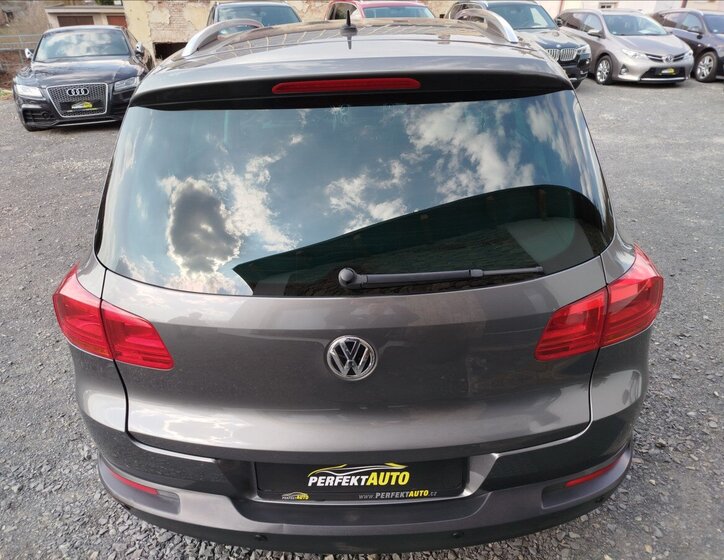 Volkswagen Tiguan SUV / Terénní 1,4 l 118 kw