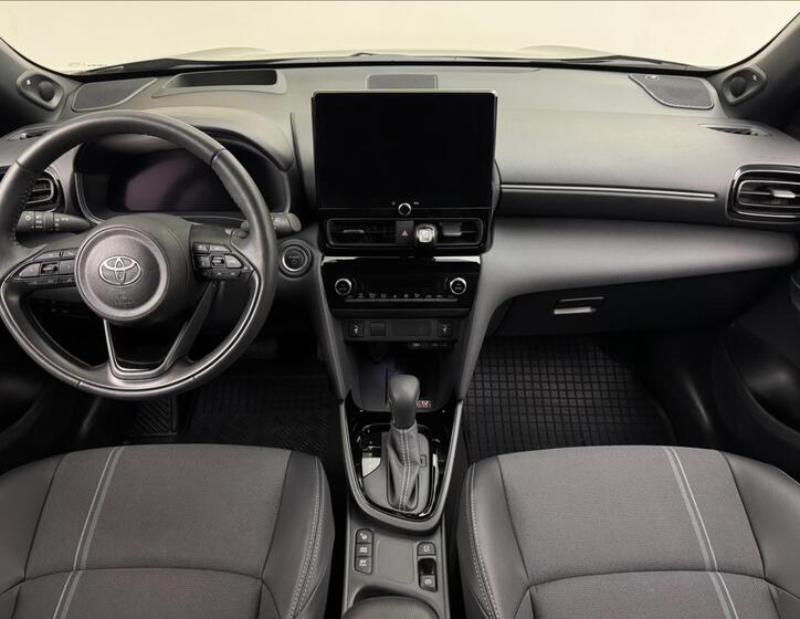 Toyota Yaris Cross 7