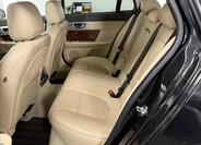 Jaguar XF 10