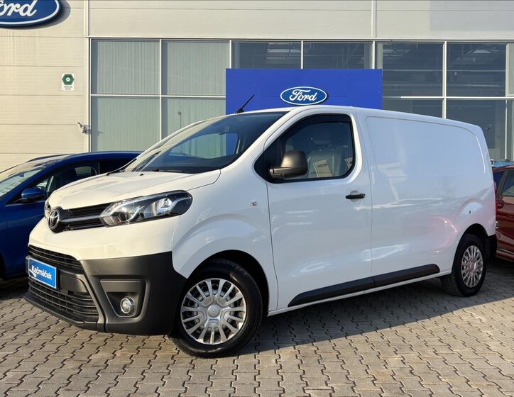 Toyota ProAce Skříň 2,0 l 90 kw