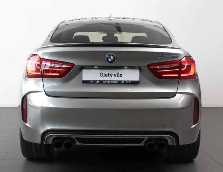 BMW X6 4