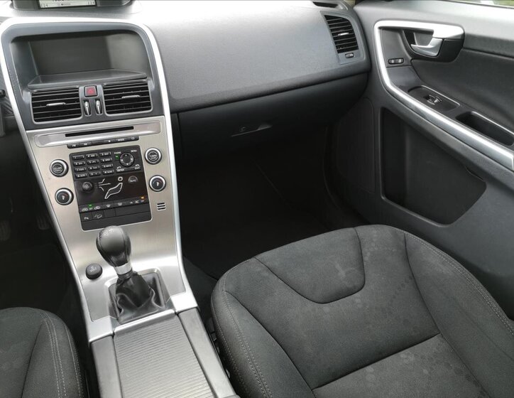 Volvo XC60 Kombi 2,4 l 136 kw