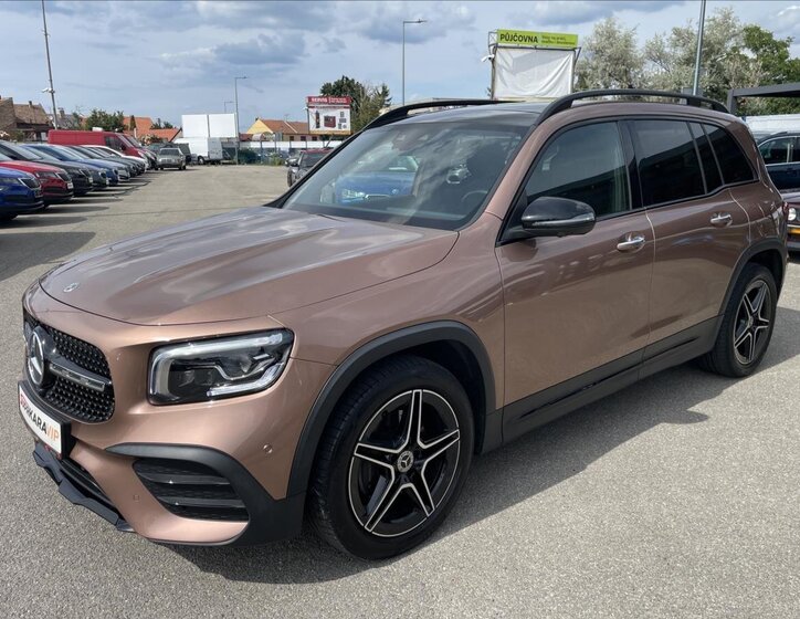 Mercedes-Benz GLB 1