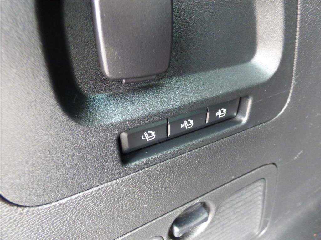 Ford S-MAX MPV 2,0 l 110 kw