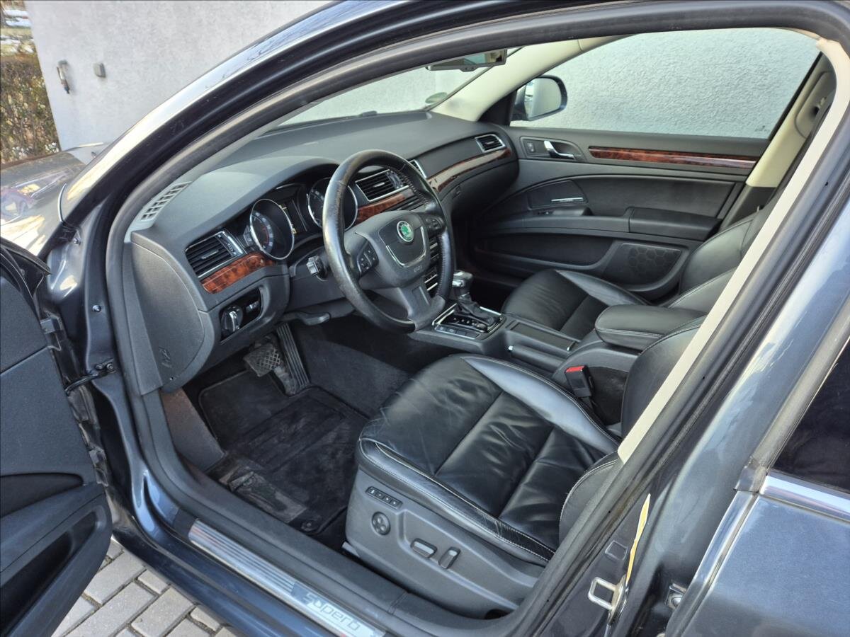 Škoda Superb Sedan / Limuzína 2,0 l 125 kw