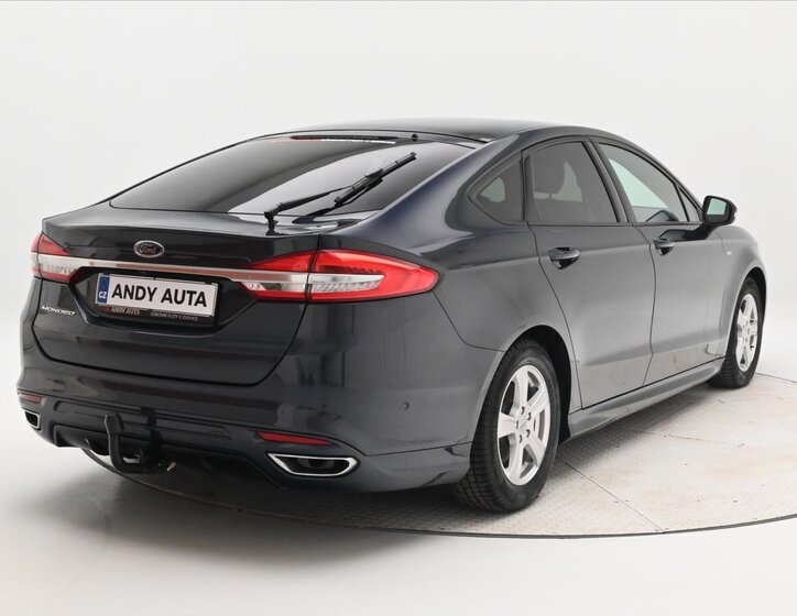Ford Mondeo Sedan 2,0 l 140 kw