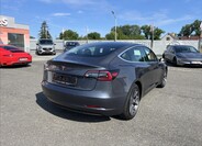 Tesla Model 3 6