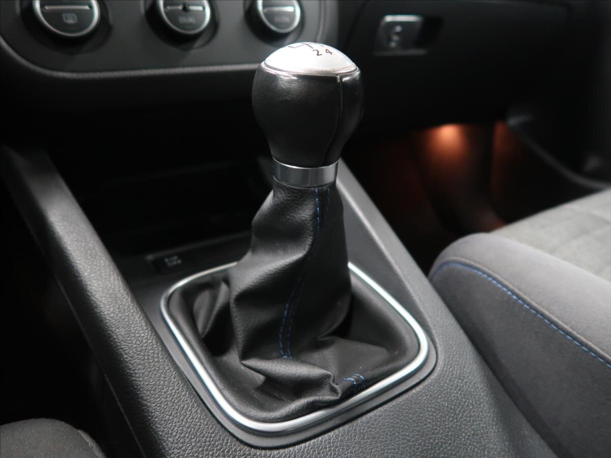 Volkswagen Golf Hatchback 1,4 l 59 kw