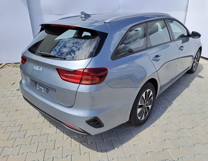 KIA Ceed 8