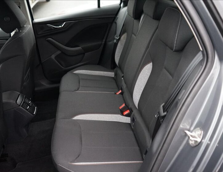 Škoda Scala Hatchback 999,0 85 kw