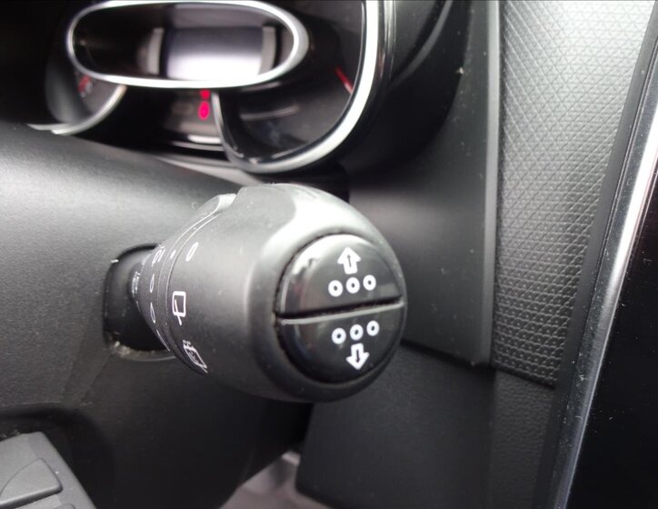 Renault Clio Kombi 1,1 l 54 kw