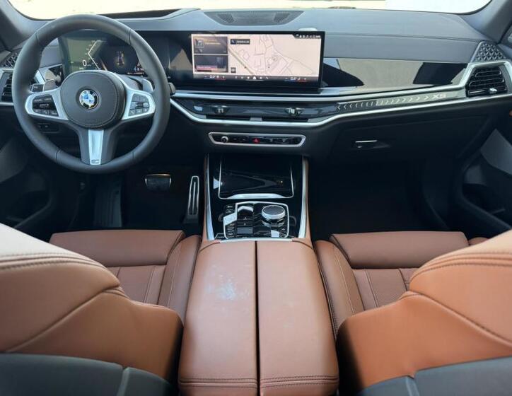 BMW X5 8