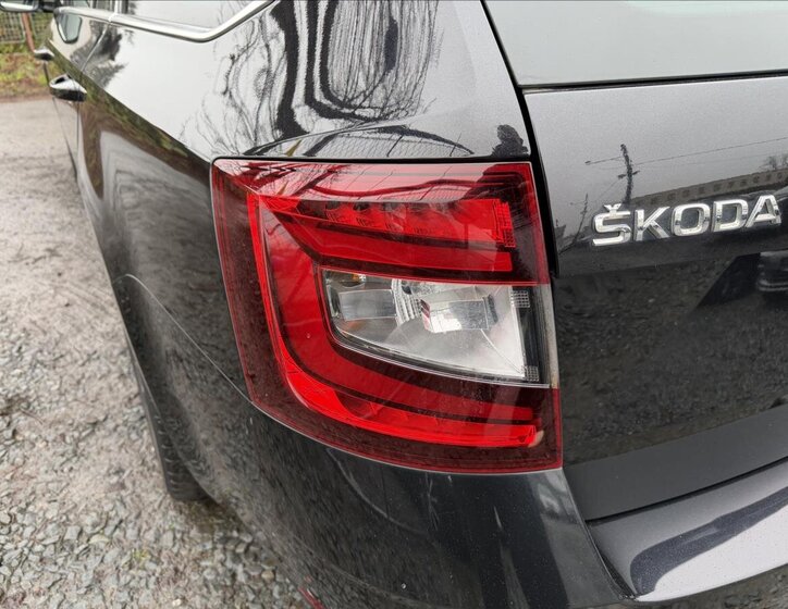 Škoda Octavia Kombi 2,0 l 110 kw