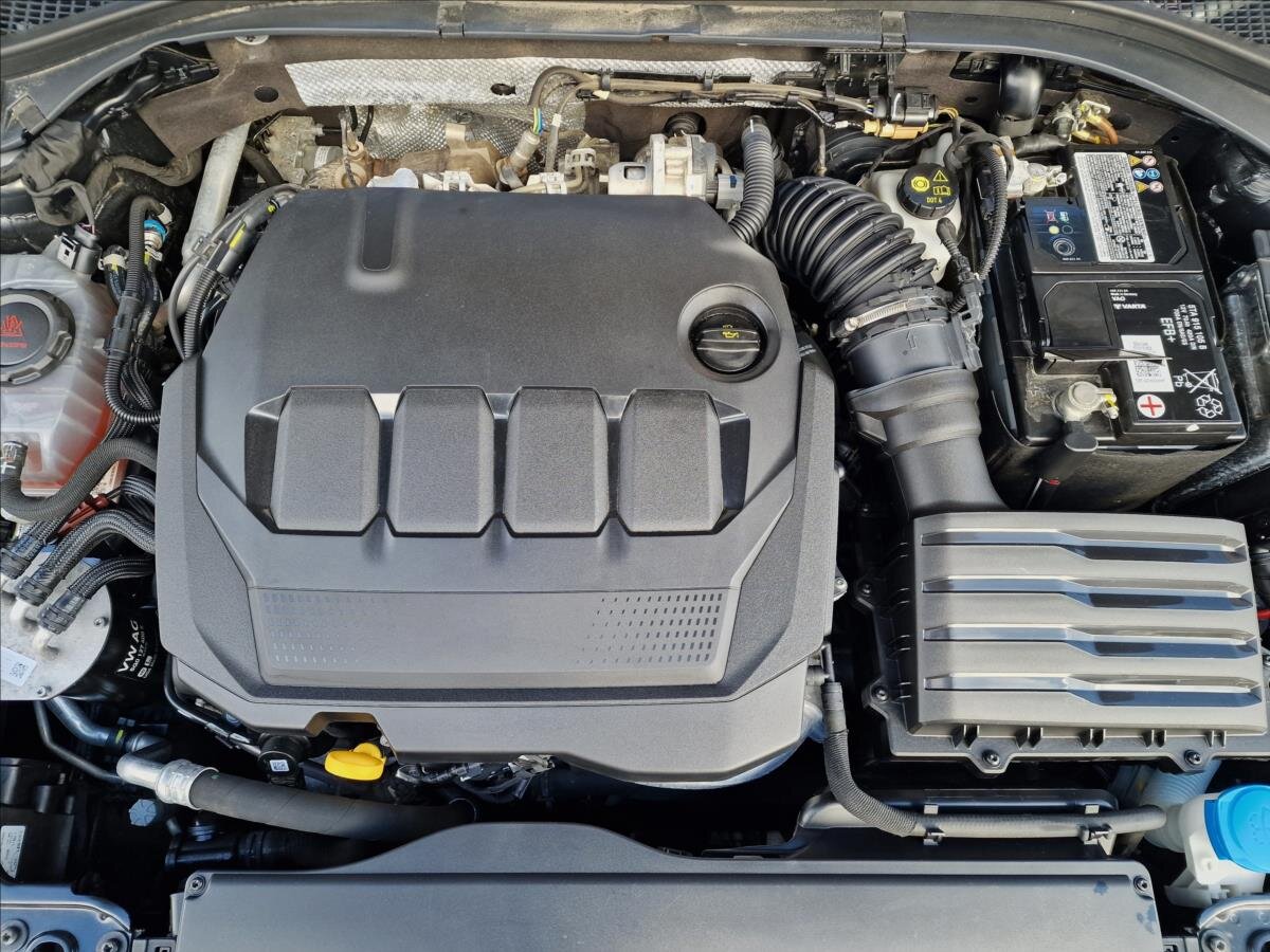 Škoda Superb Kombi 2,0 l 147 kw