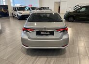 Toyota Corolla Sedan 1,5 l 92 kw