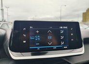 Peugeot 2008 SUV 1,2 l 96 kw