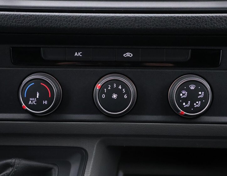 Volkswagen Crafter Skříň 2,0 l 103 kw