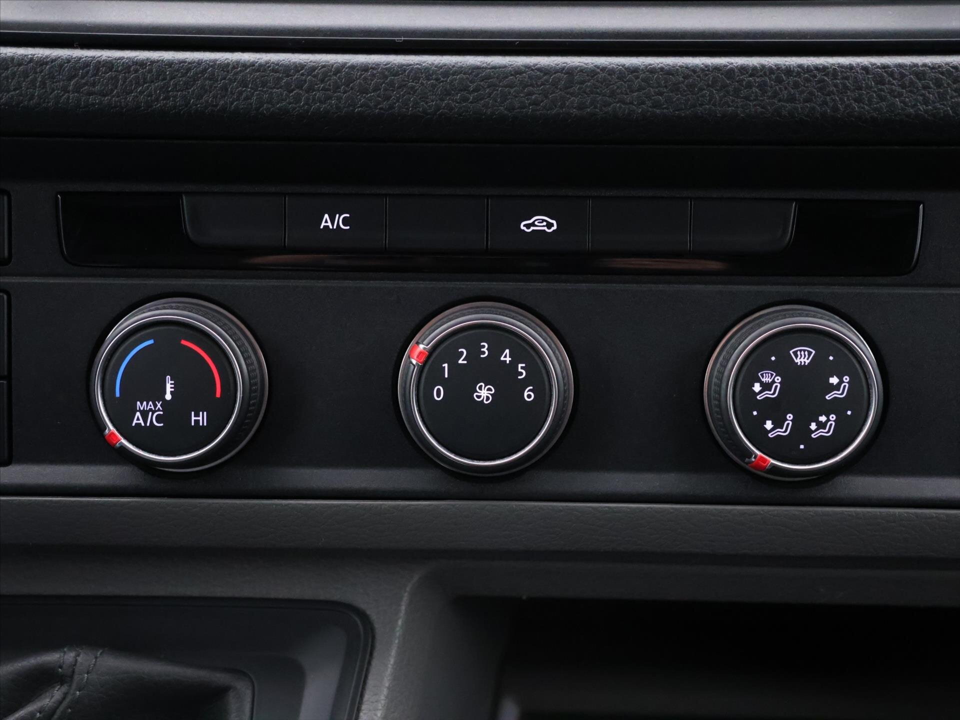 Volkswagen Crafter Skříň 2,0 l 103 kw