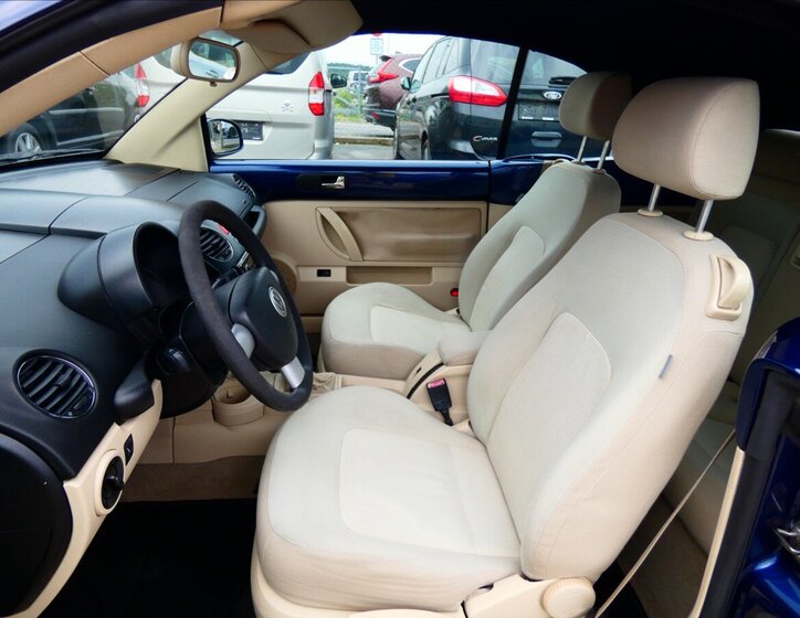 Volkswagen New Beetle Kabriolet 1,6 l 75 kw