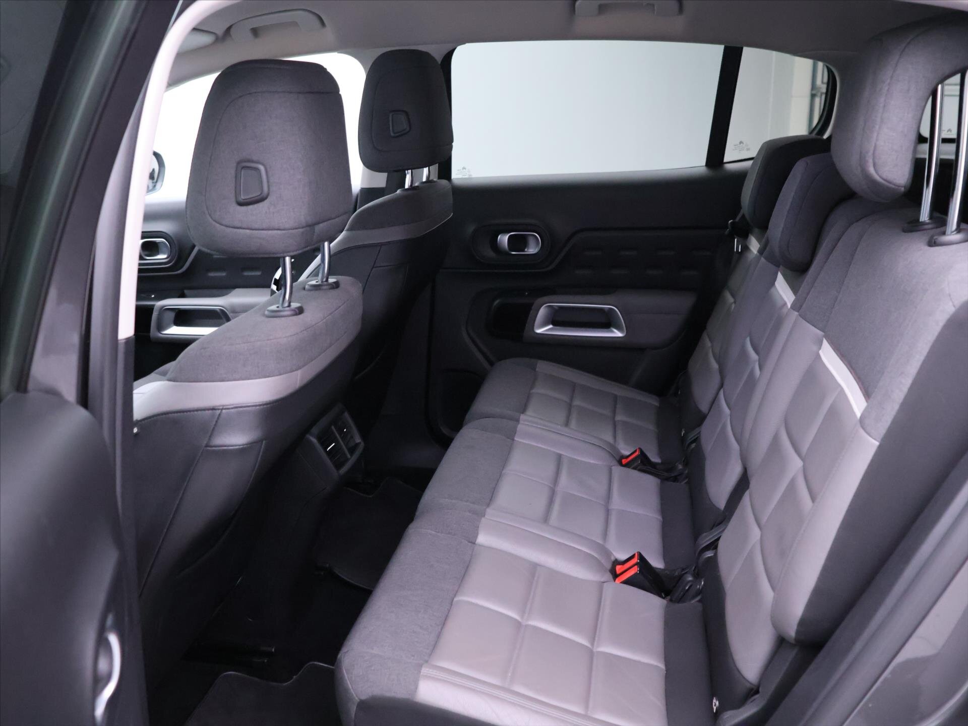 Citroën C5 Aircross SUV / Terénní 1,2 l 96 kw