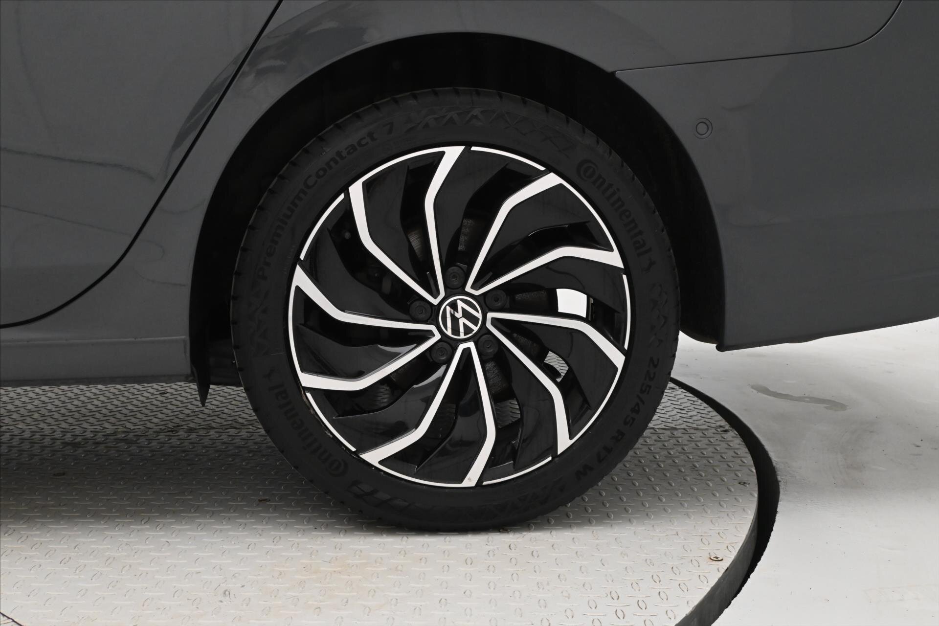 Volkswagen Golf Kombi 2,0 l 110 kw