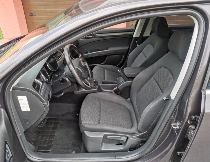 Škoda Superb Ostatní 1,8 l 118 kw