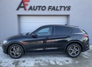 Alfa Romeo Stelvio 6