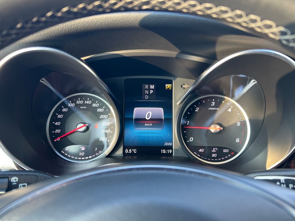 Mercedes-Benz Třídy V VAN-Minibus 2,0 l 174 kw