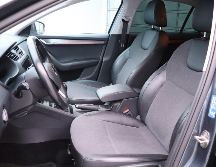 Škoda Octavia Liftback 2,0 l 110 kw