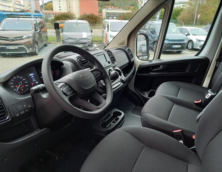 Toyota Proace Max 7