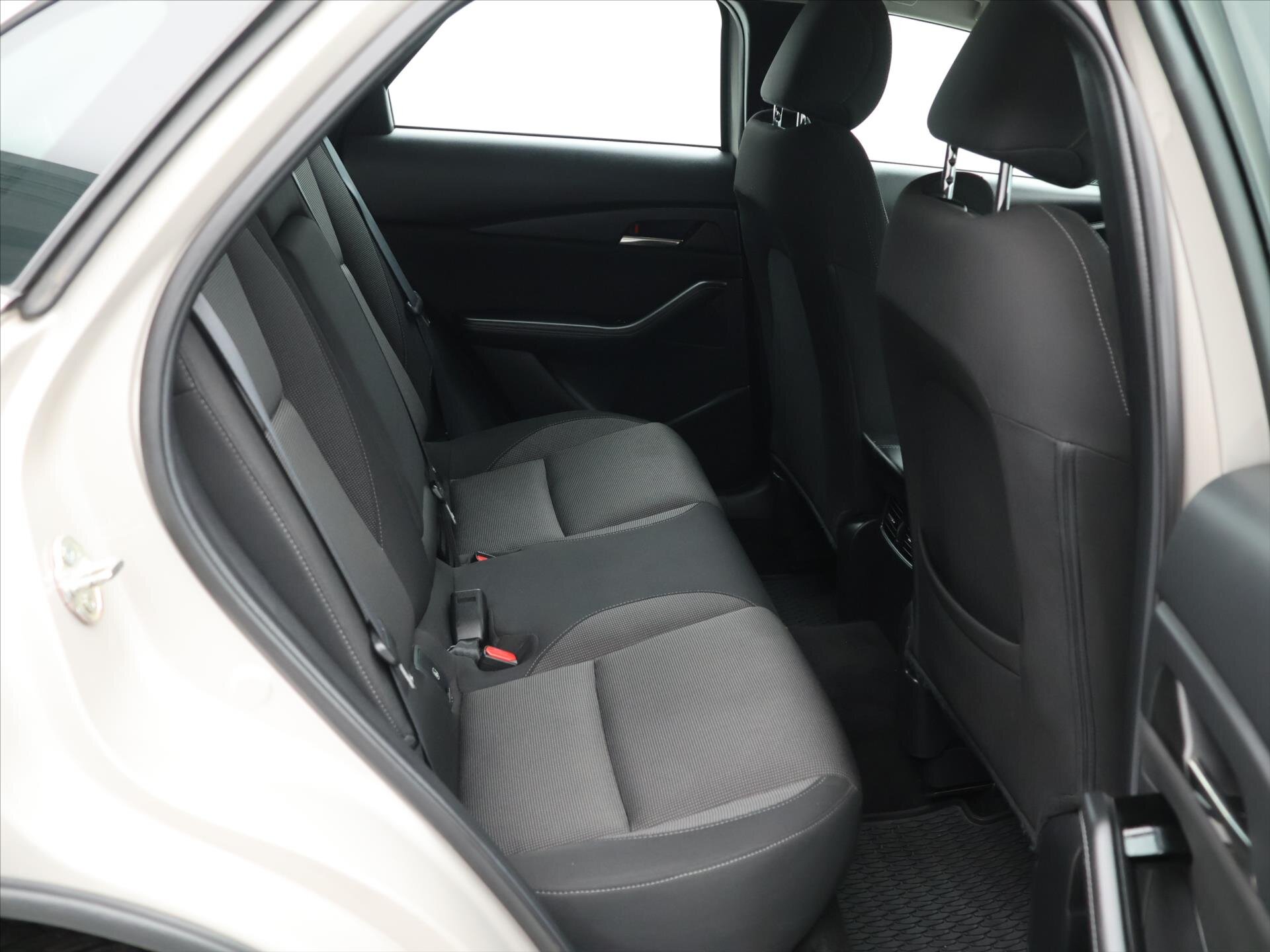 Mazda CX-30 SUV / Terénní 2,0 l 110 kw