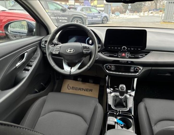 Hyundai i30 Liftback 1,5 l 103 kw