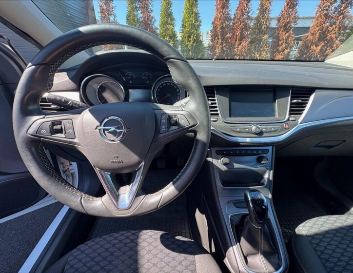 Opel Astra Hatchback 1,4 l 74 kw