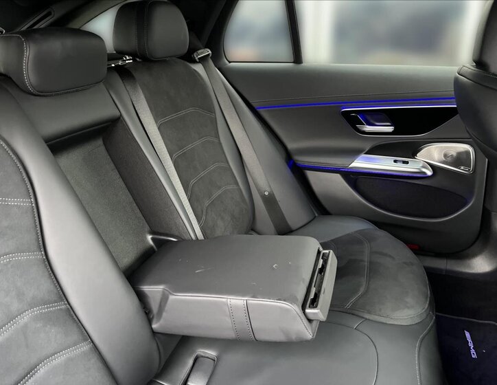 Mercedes-Benz Třídy E Kombi 2,0 l 145 kw