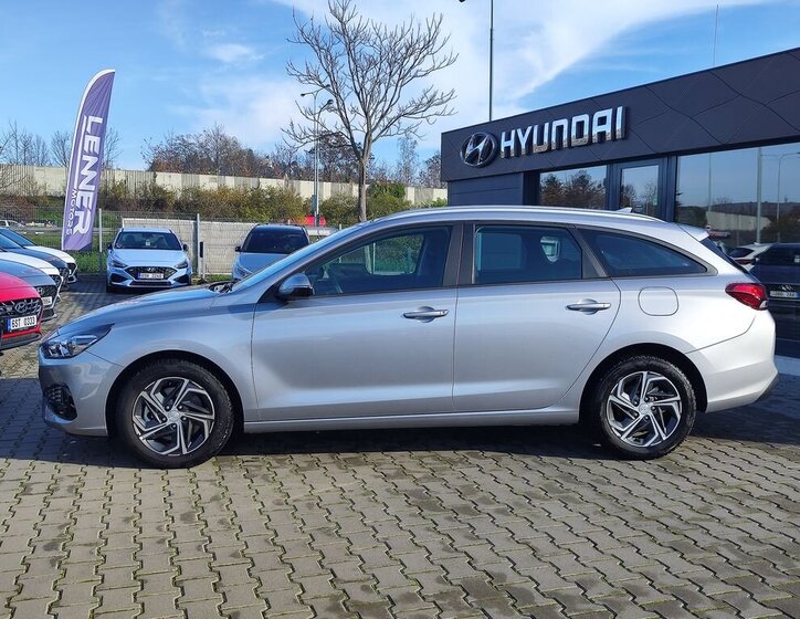 Hyundai i30 Kombi 998,0 88 kw