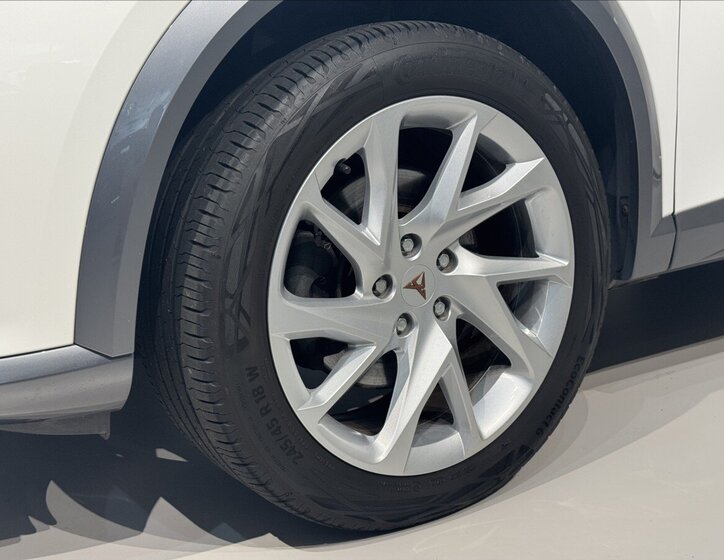 Cupra Formentor SUV / Terénní 1,5 l 110 kw